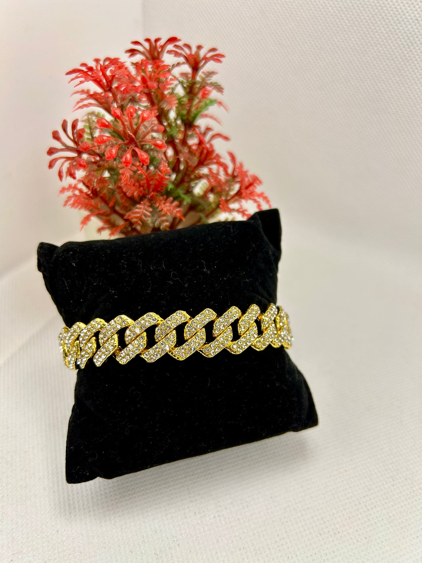 Shine Knot with Zircon Stones Stainless Steel Bracelet