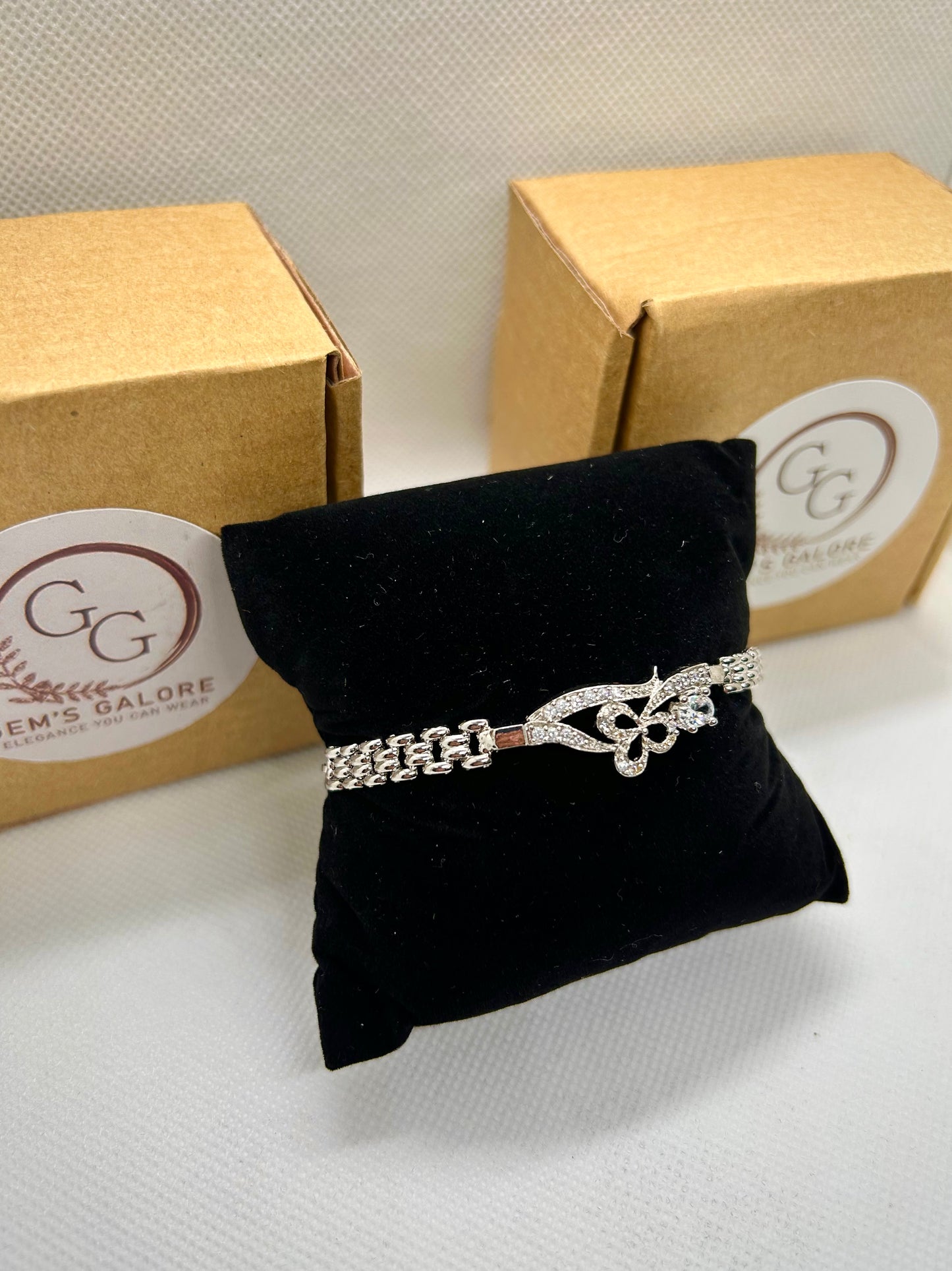 Silver Crystal Stones Bracelet 07