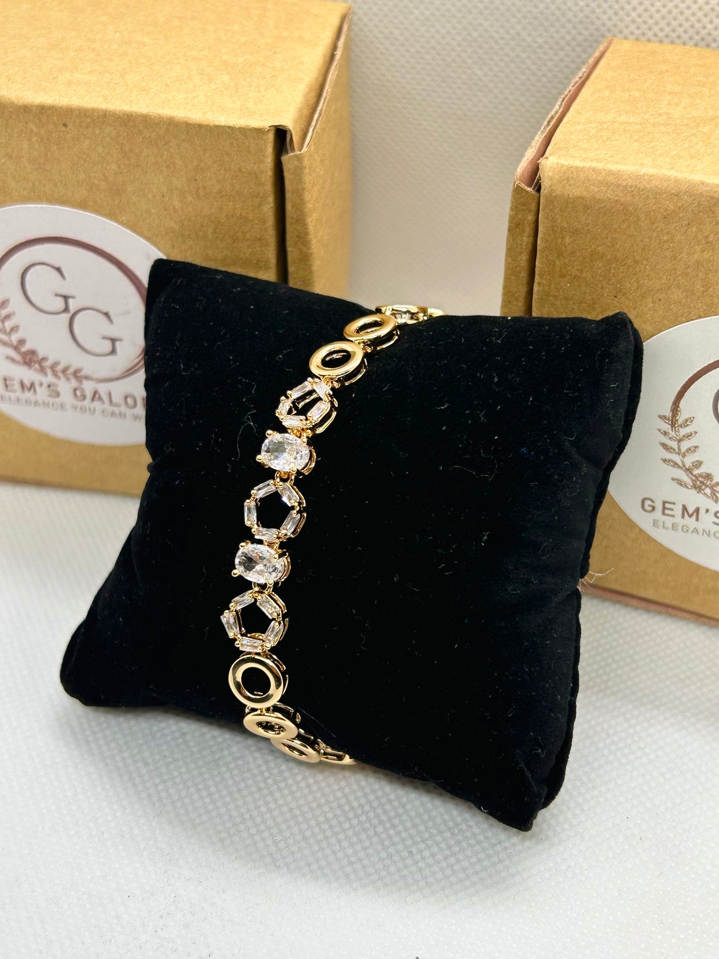 Vintage Circle Zircon Stone Bracelet