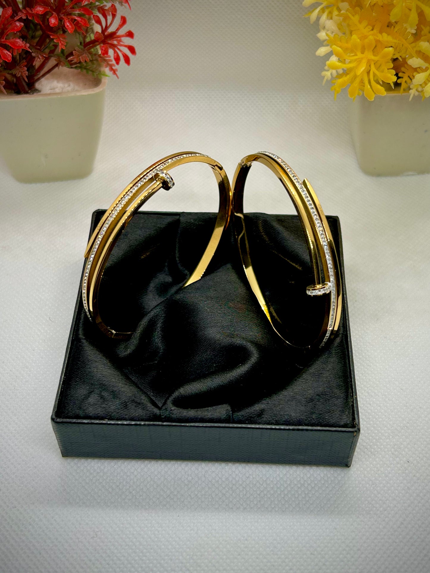 Nail Shaped Stainless Steel Bracelet with Ziconia Accent 1pc