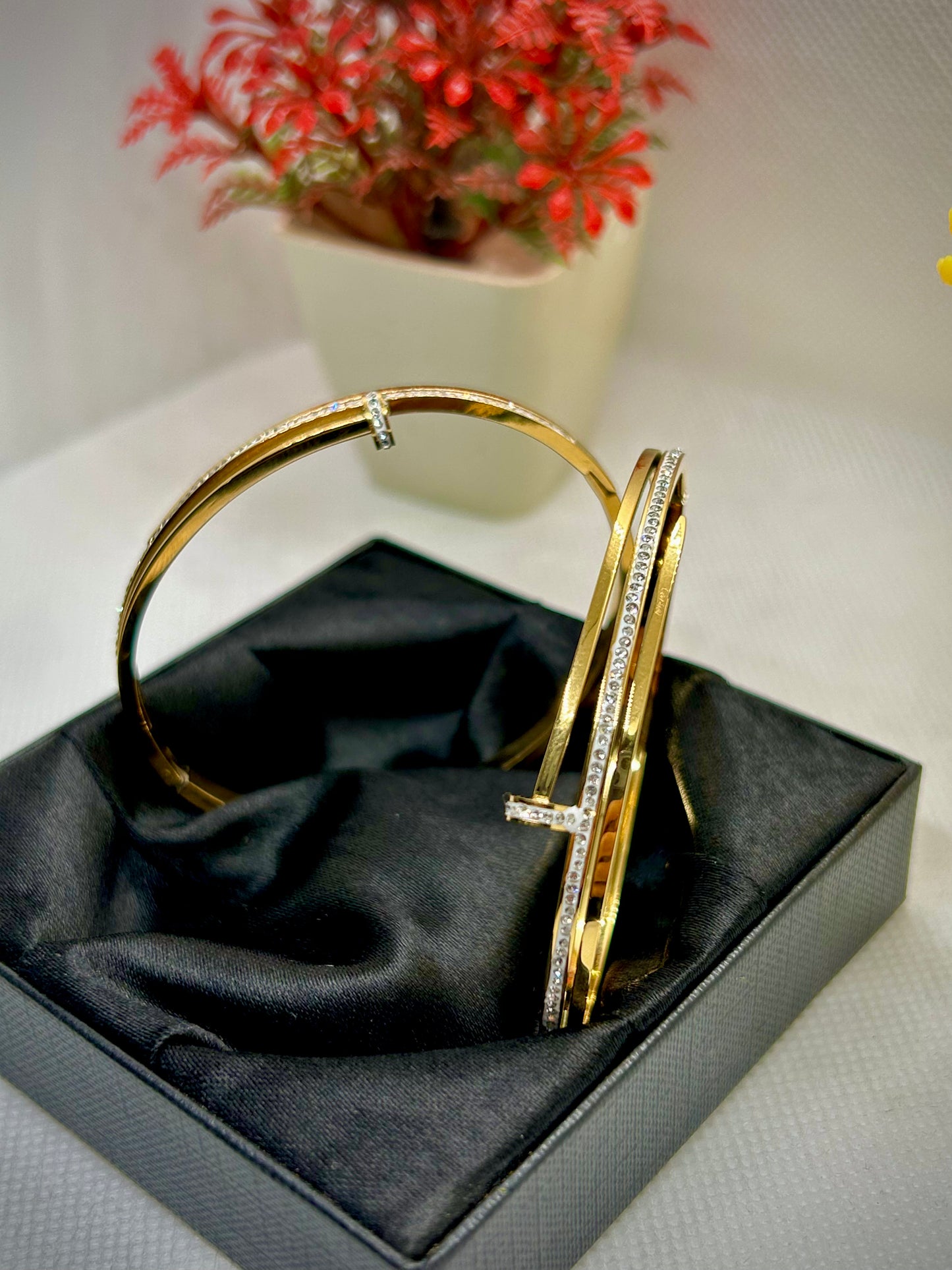 Nail Shaped Stainless Steel Bracelet with Ziconia Accent 1pc