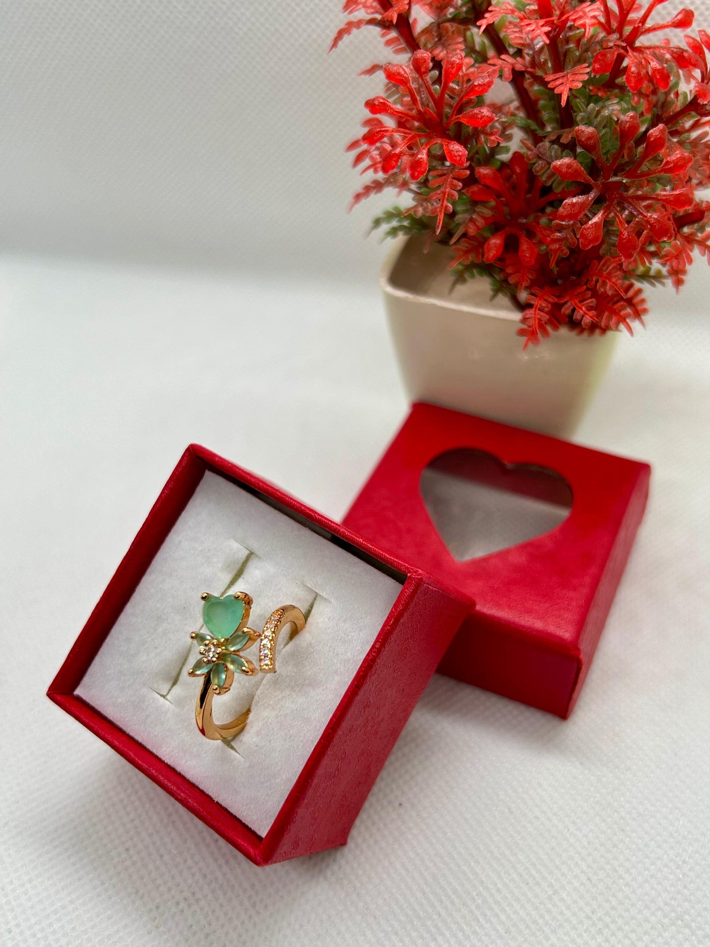 Flower Heart Zircon Rings