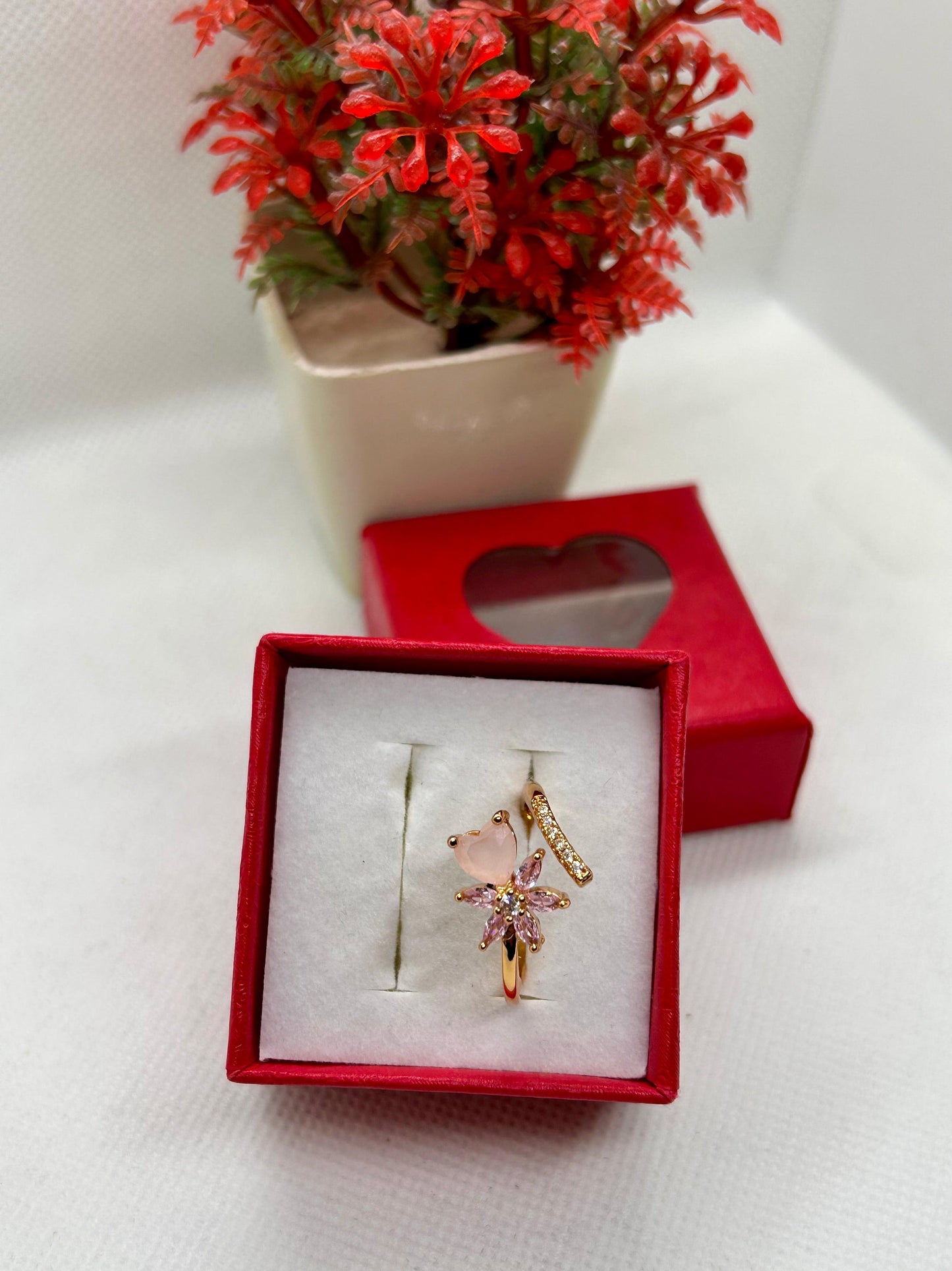 Flower Heart Zircon Rings