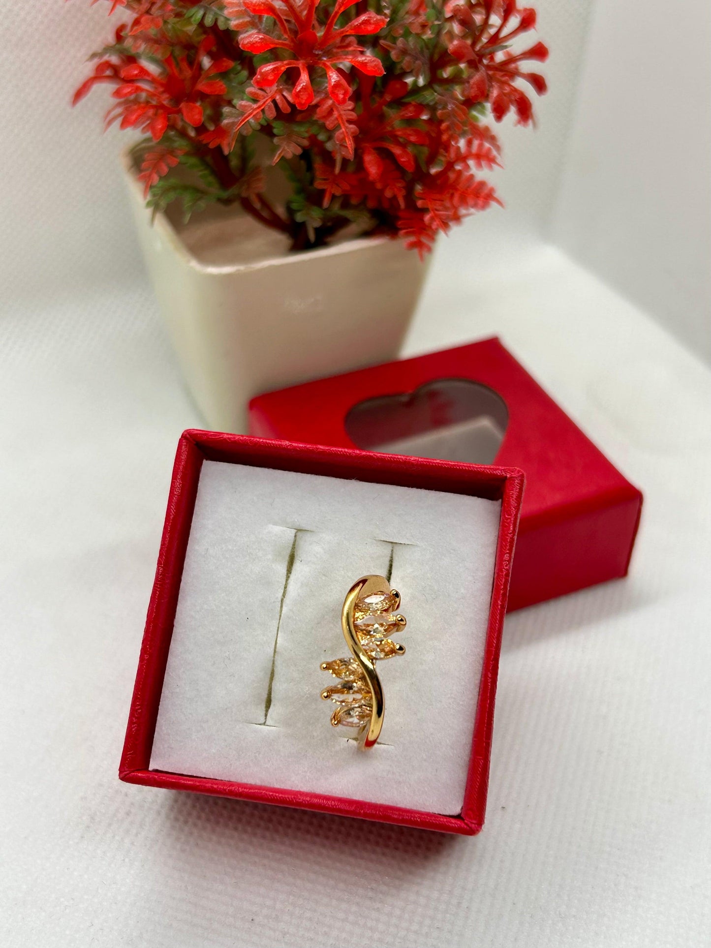 Flower Petal Ring 02