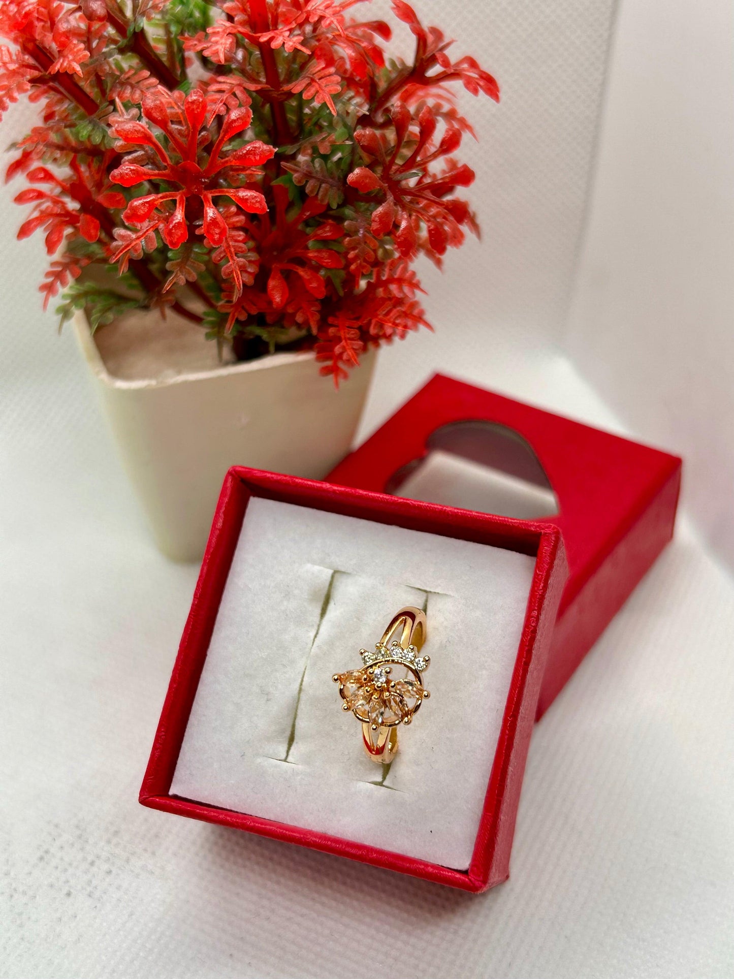 Whispring Petal Ring
