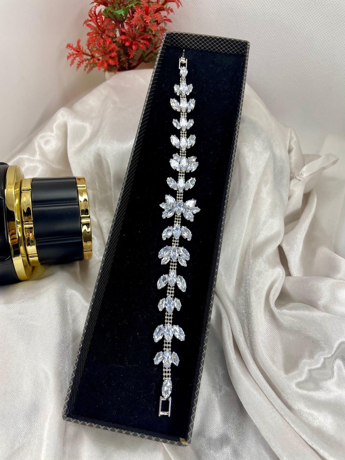 Crystal Flower Crystal Stones Bracelet