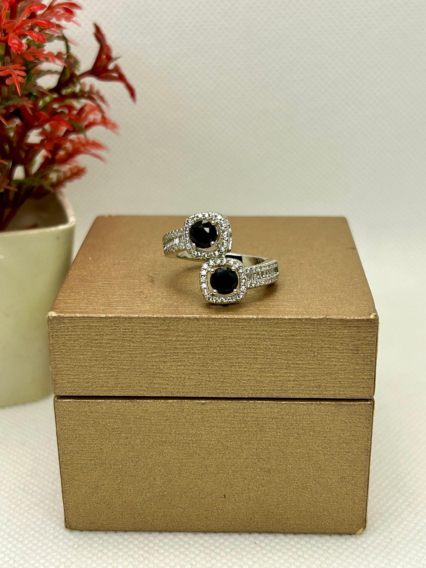 Lustrous Dream Zircon Stone Ring