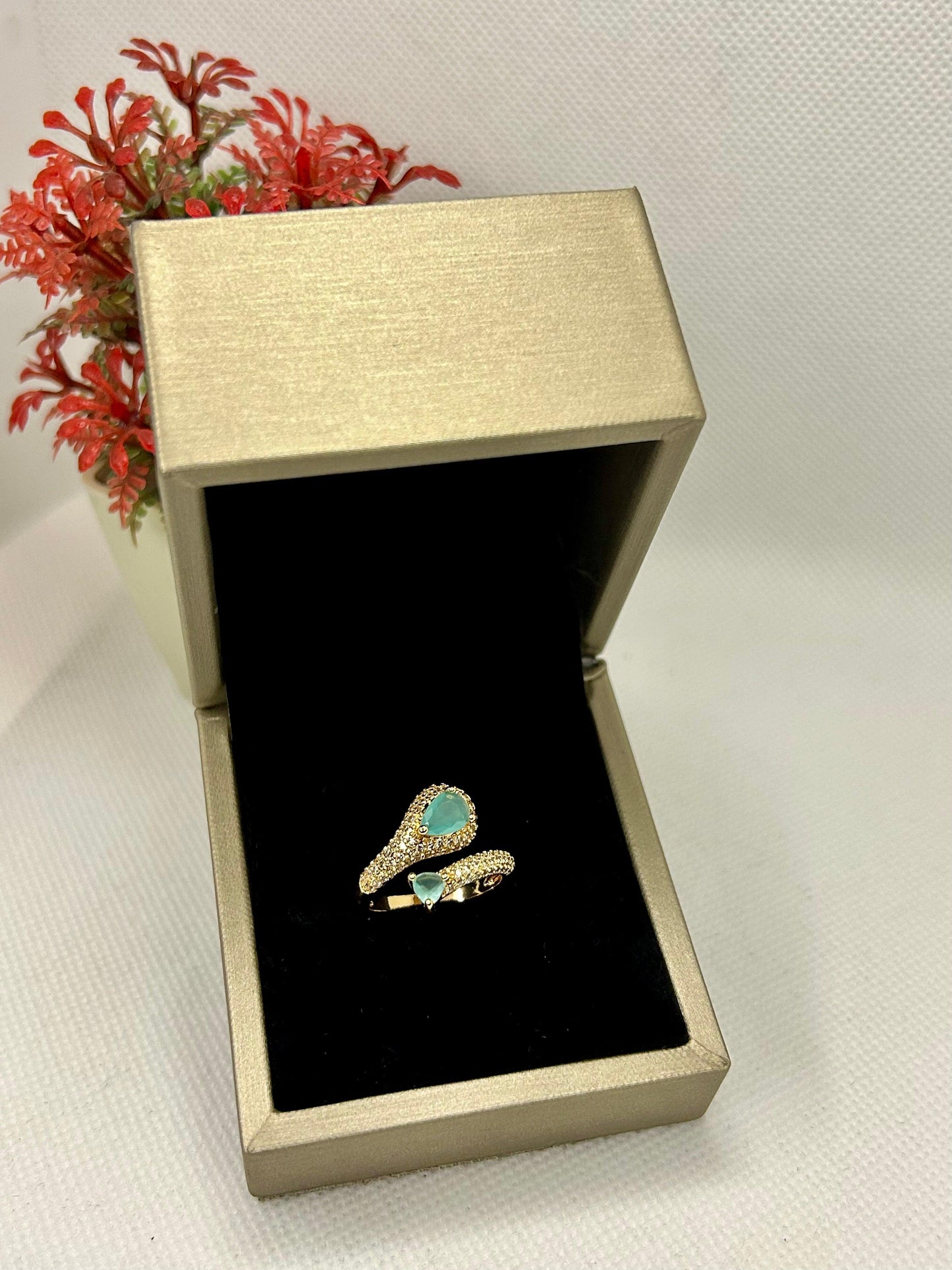 Gleaming Essence Ring Zircon Stone Ring