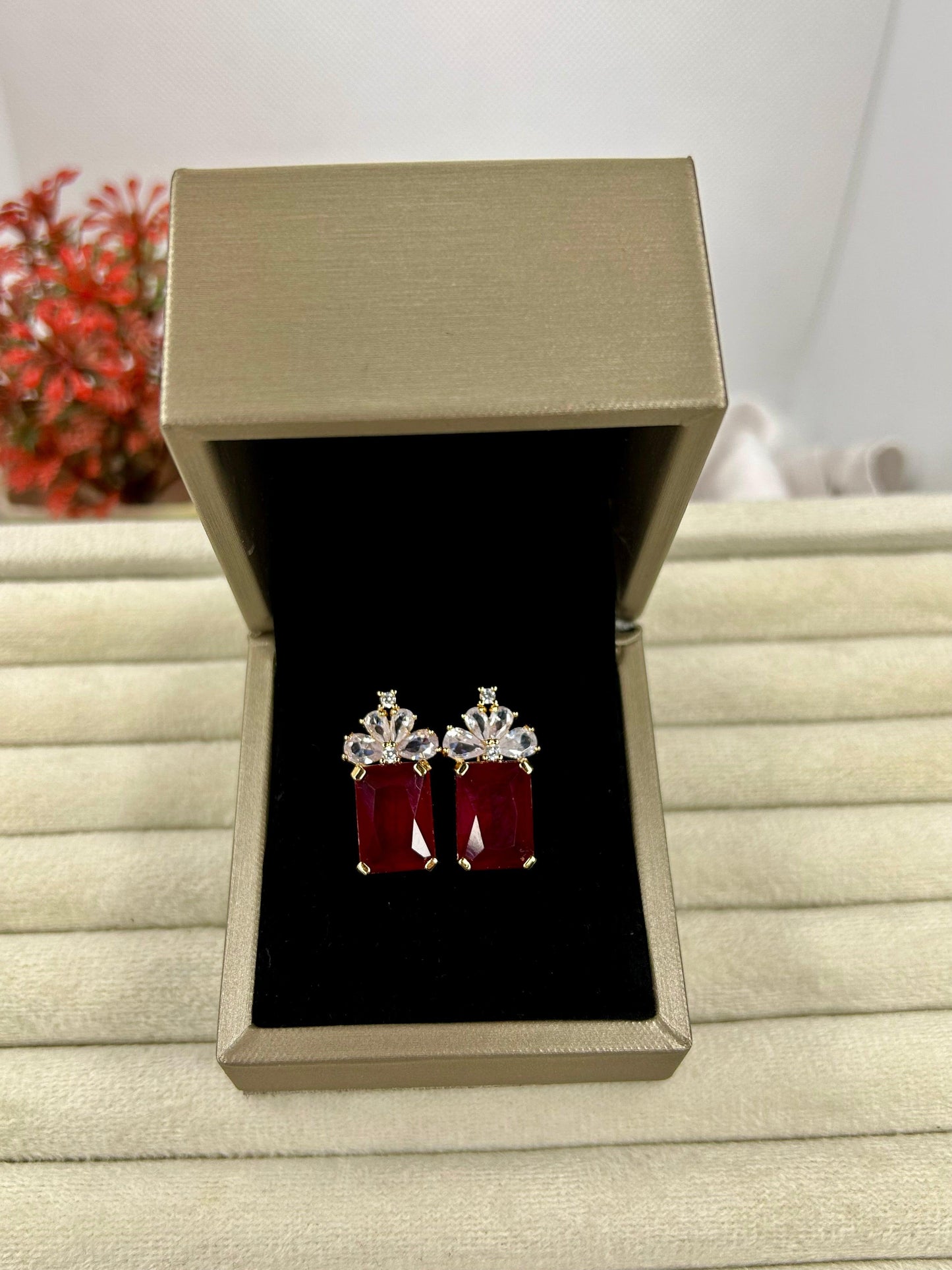 Leafy Zircon Stones Earrings