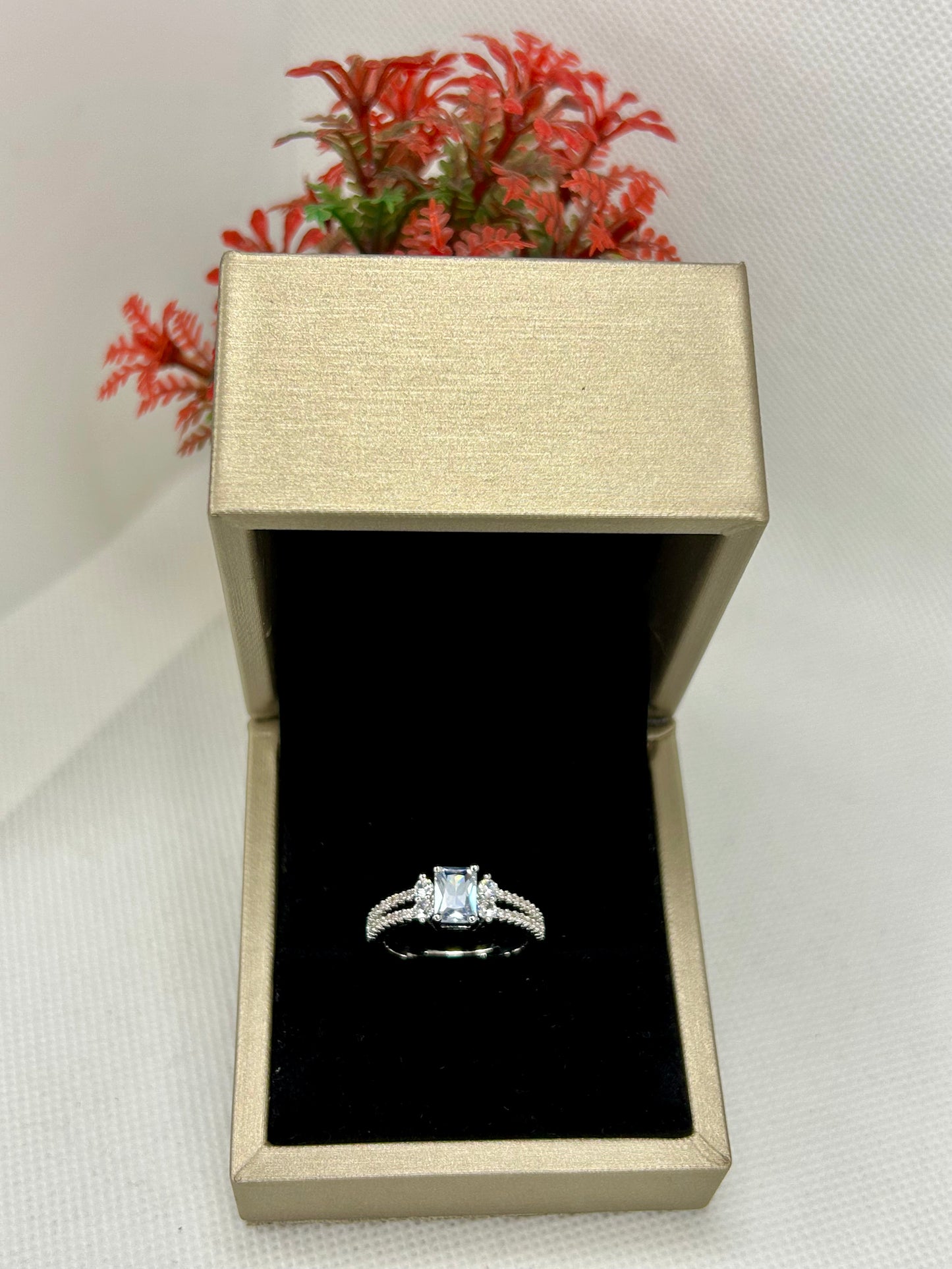 Diamond Look Silver Ring 19