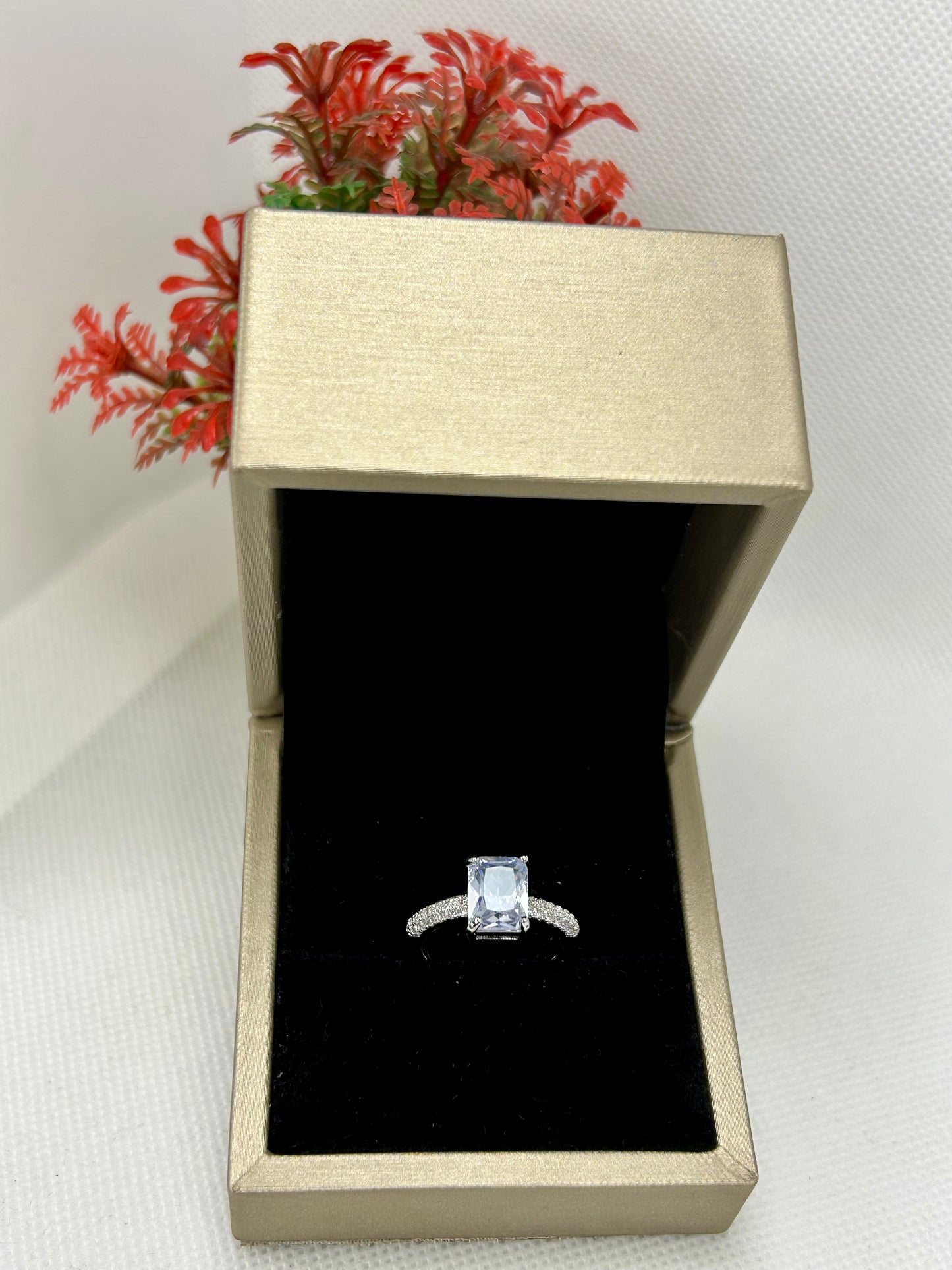 Diamond Look Silver Ring 05