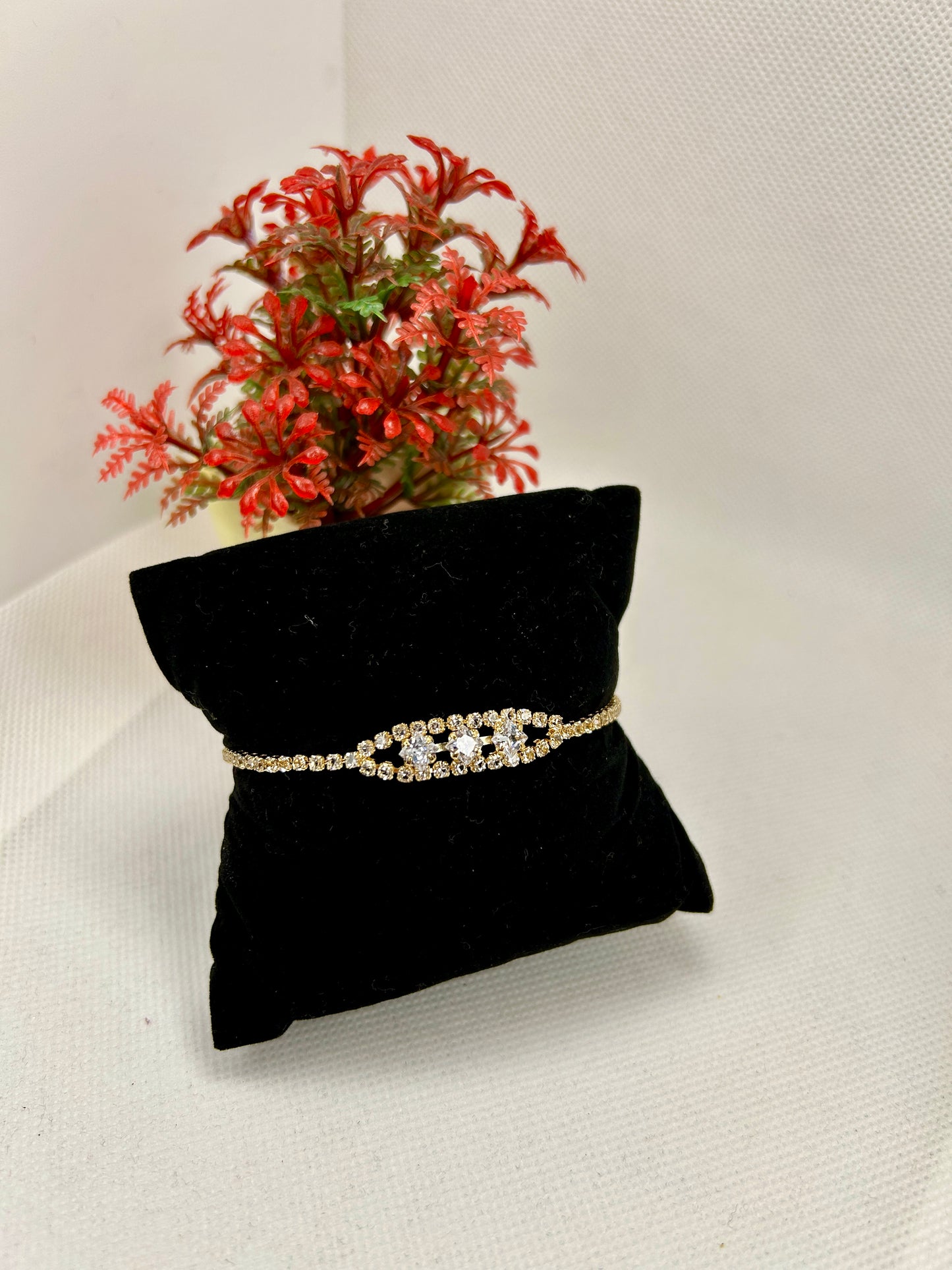 Crystal Loop Zircon Stone Bracelet