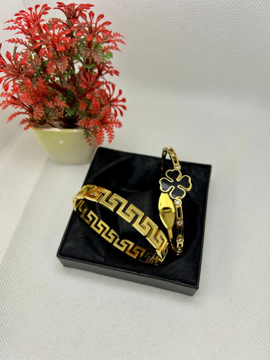 Pair of Stainless Steel 18k gold plated Handcuff