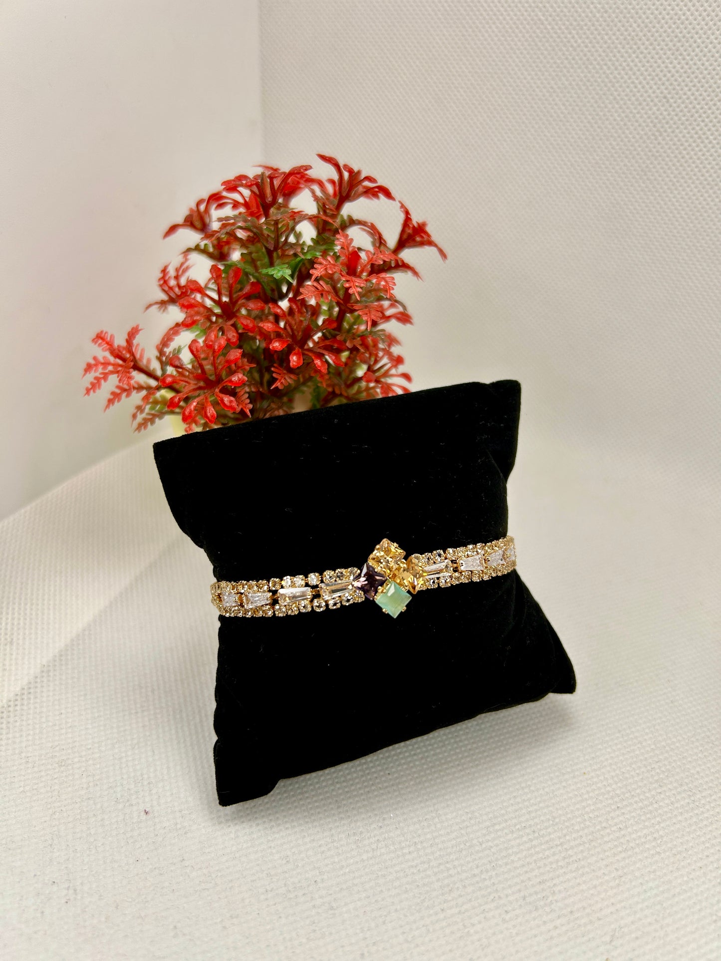 Quartz Shine Zircon Stones Bracelet