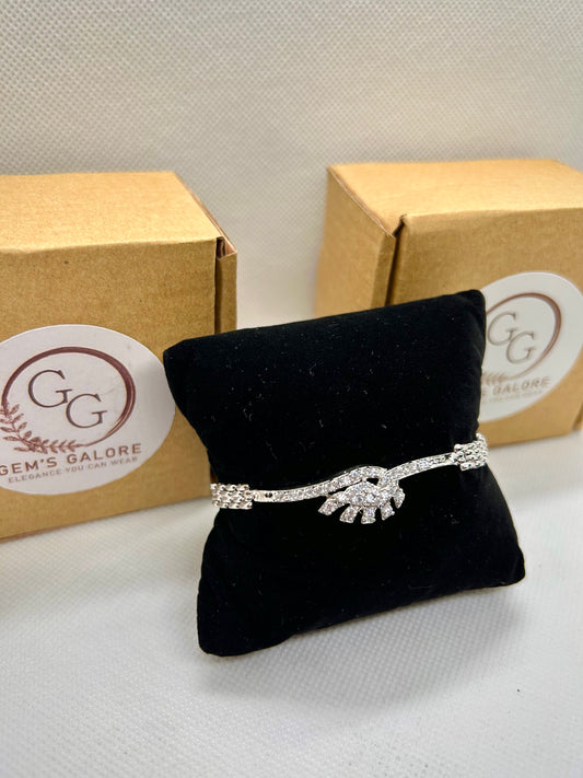 Silver Crystal Stones Bracelet 03