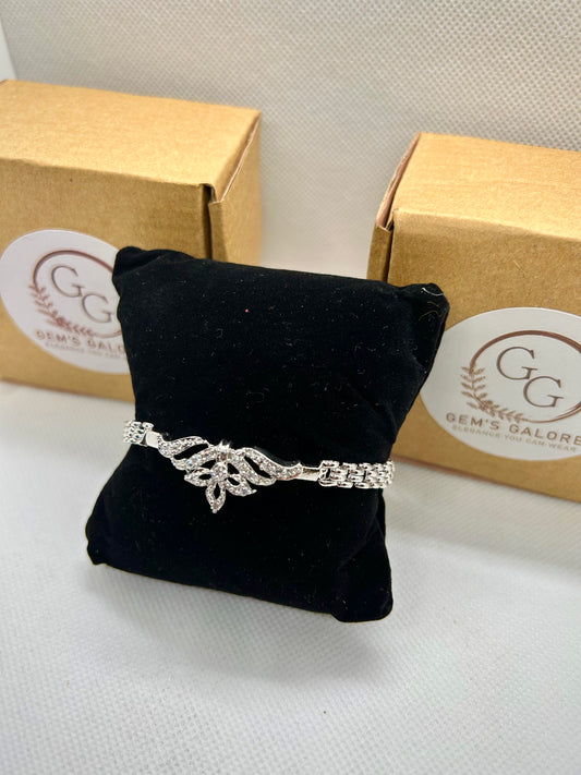 Silver Crystal Stones Bracelet 01