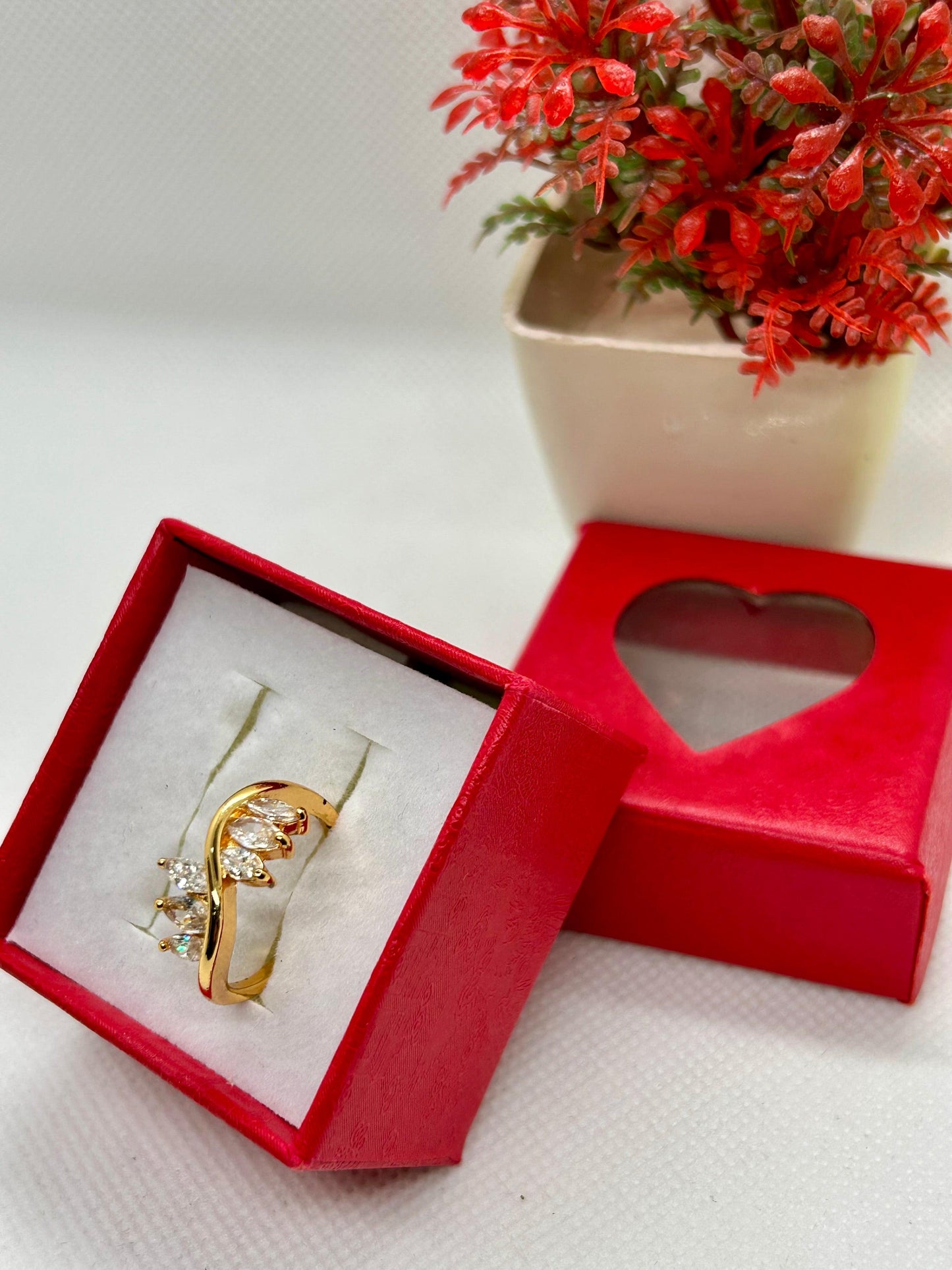 Flower Petal Ring 02