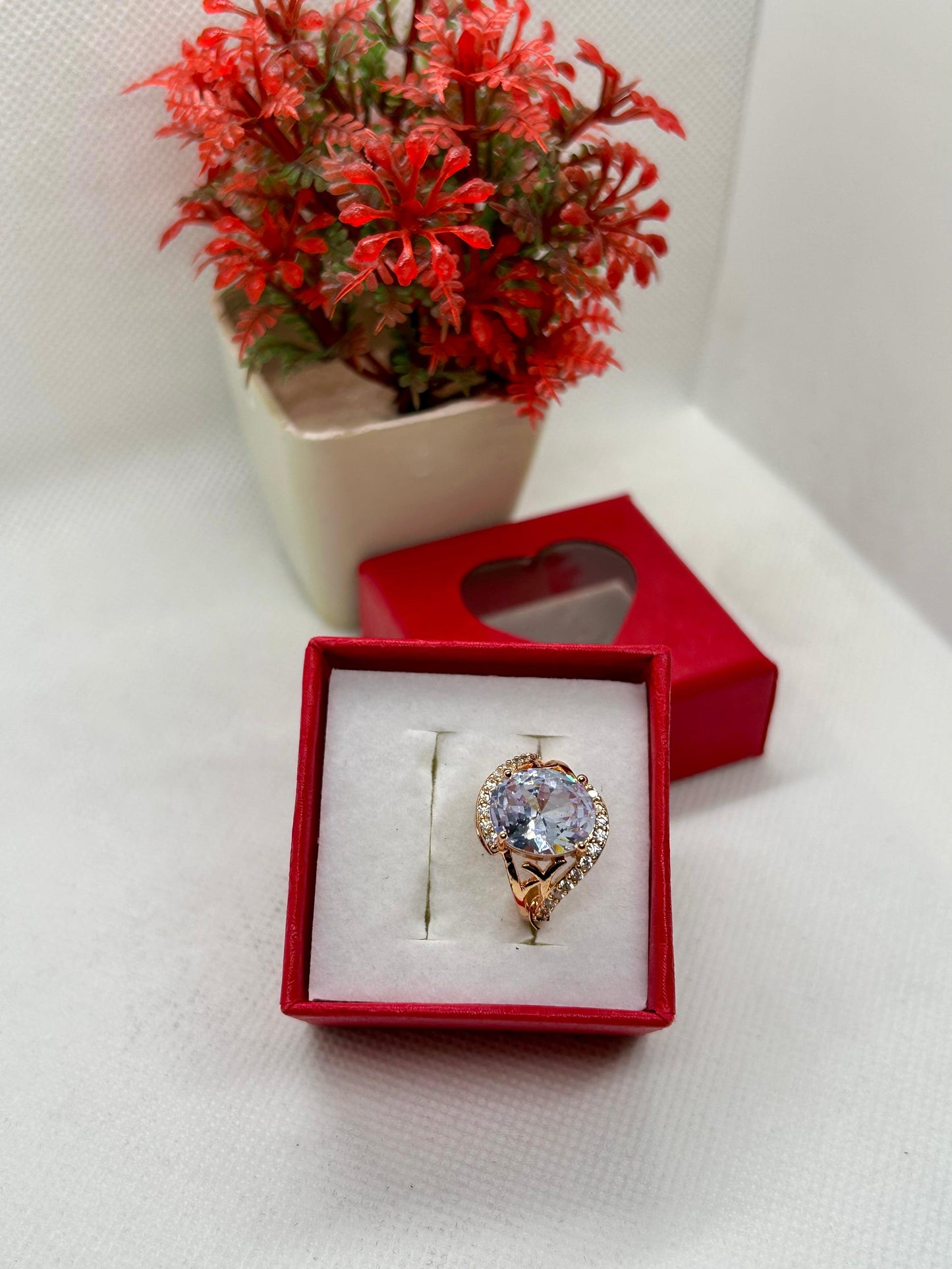 Luxe Crystal Ring