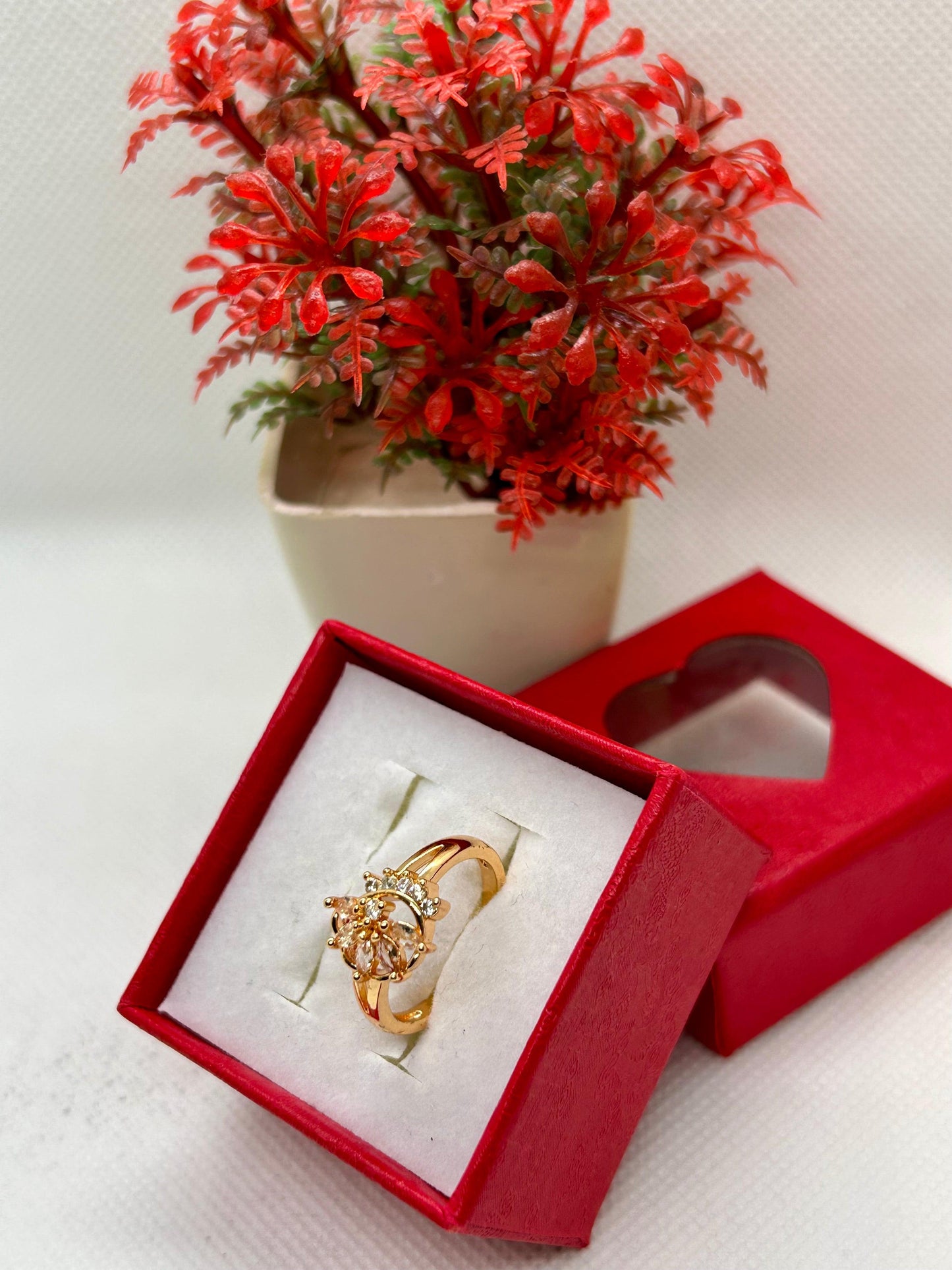 Whispring Petal Ring
