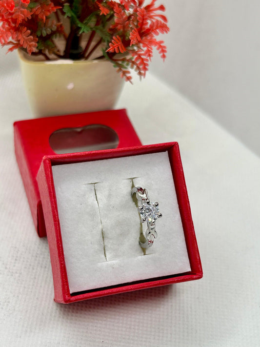 White Zircon Stone Silver Ring 06