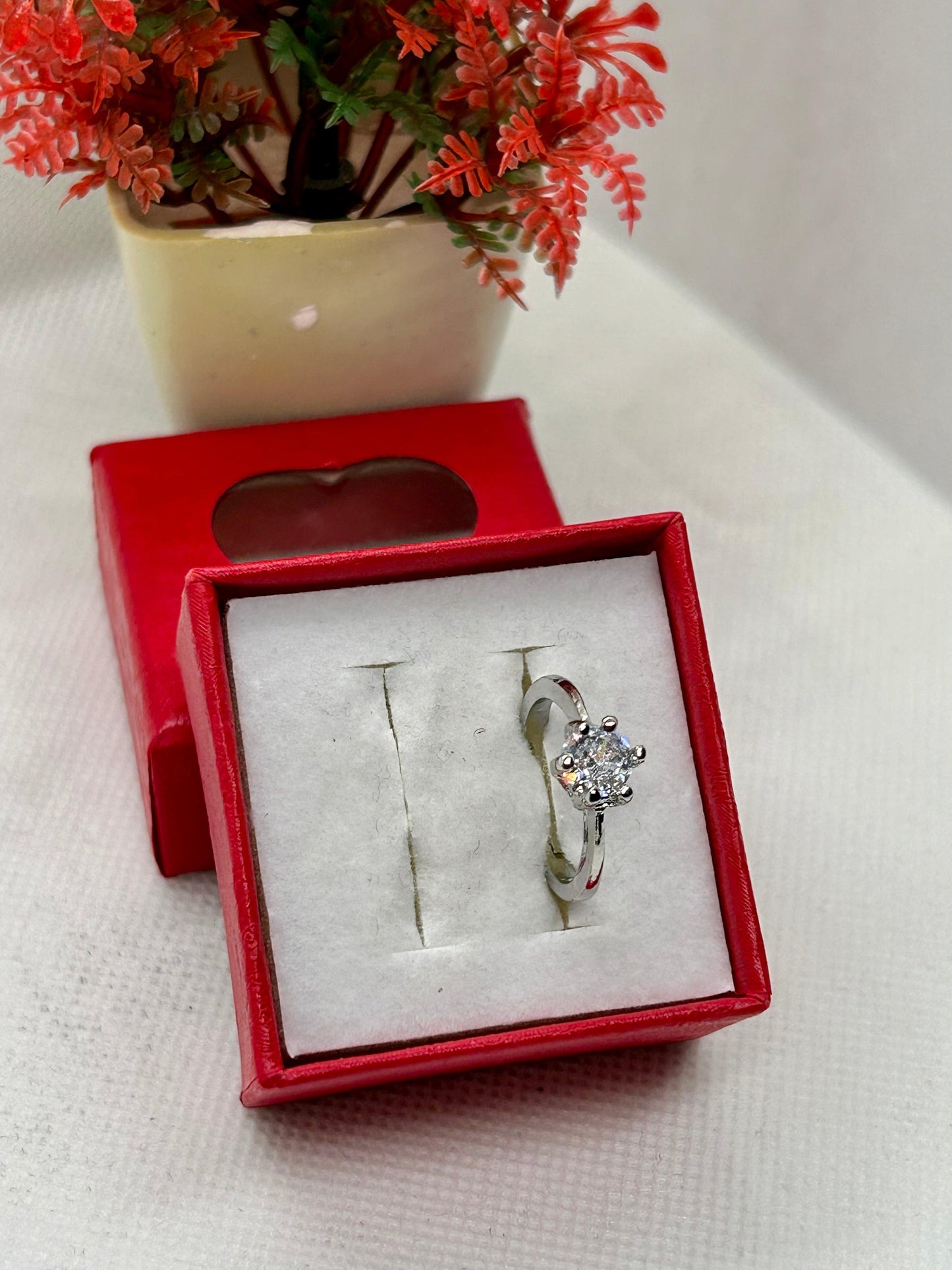 White Zircon Stone Silver Ring 09