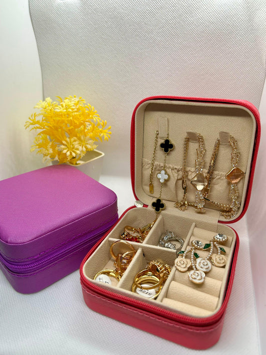 JEWELERY ORGANIZER