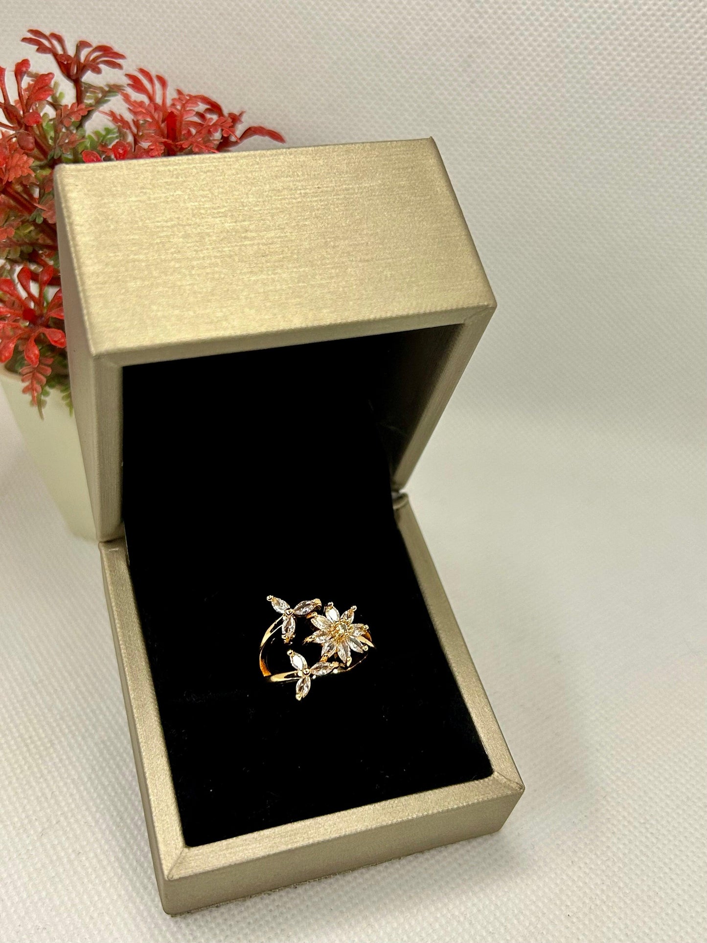 Prism Glow Zircon Stone Ring