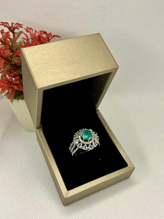 Lunar Spark Carat Ring