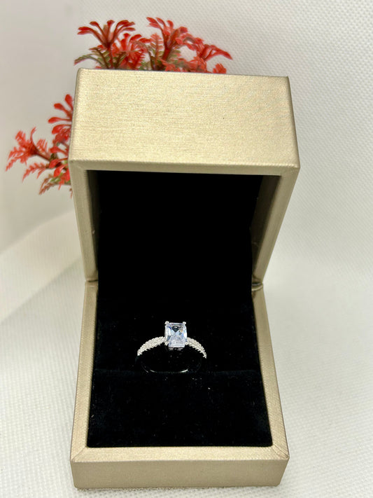 Diamond Look Silver Ring 10